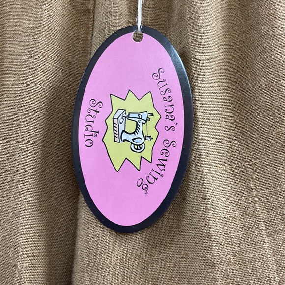 Pantaloons by Susana’s Studio in Ginger - Picture 5 of 6